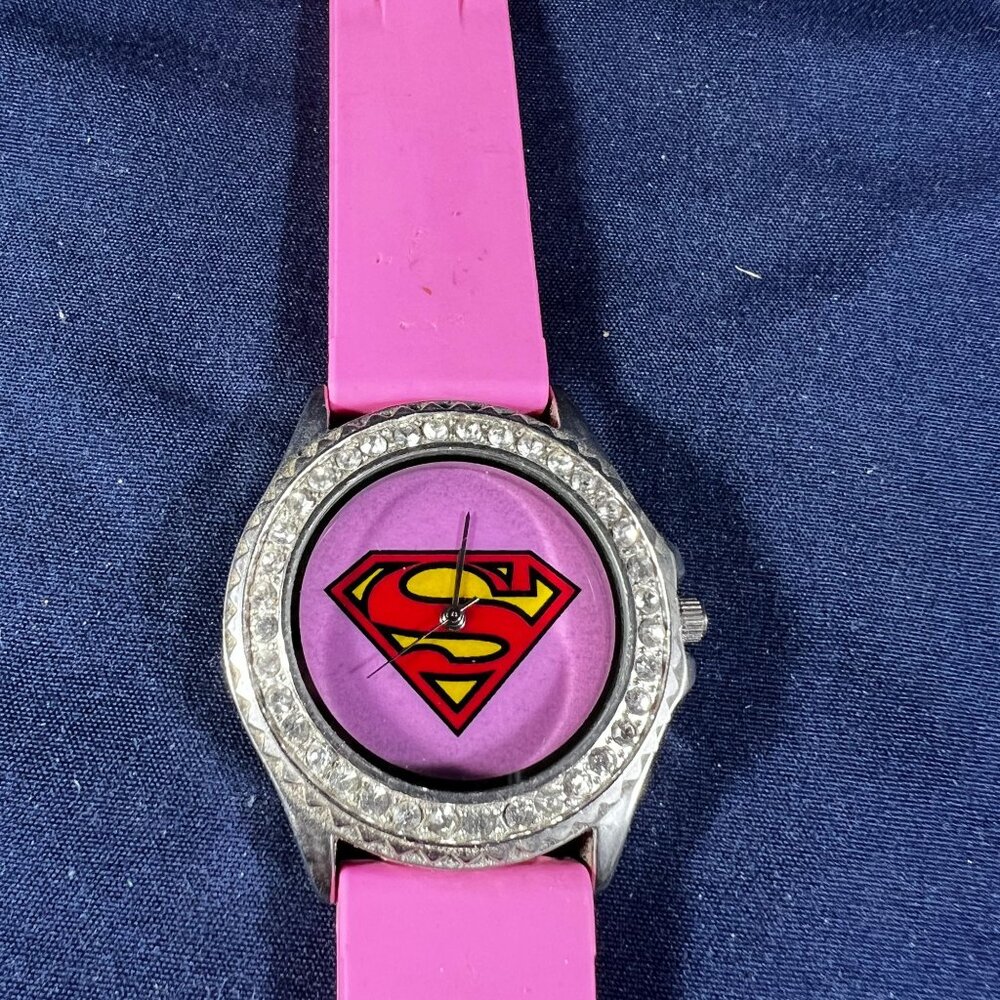 Superman Pink Silicone Strap Watch With Rhinestone Bezel Six Flags Logo DC Comic - Picture 2 of 3